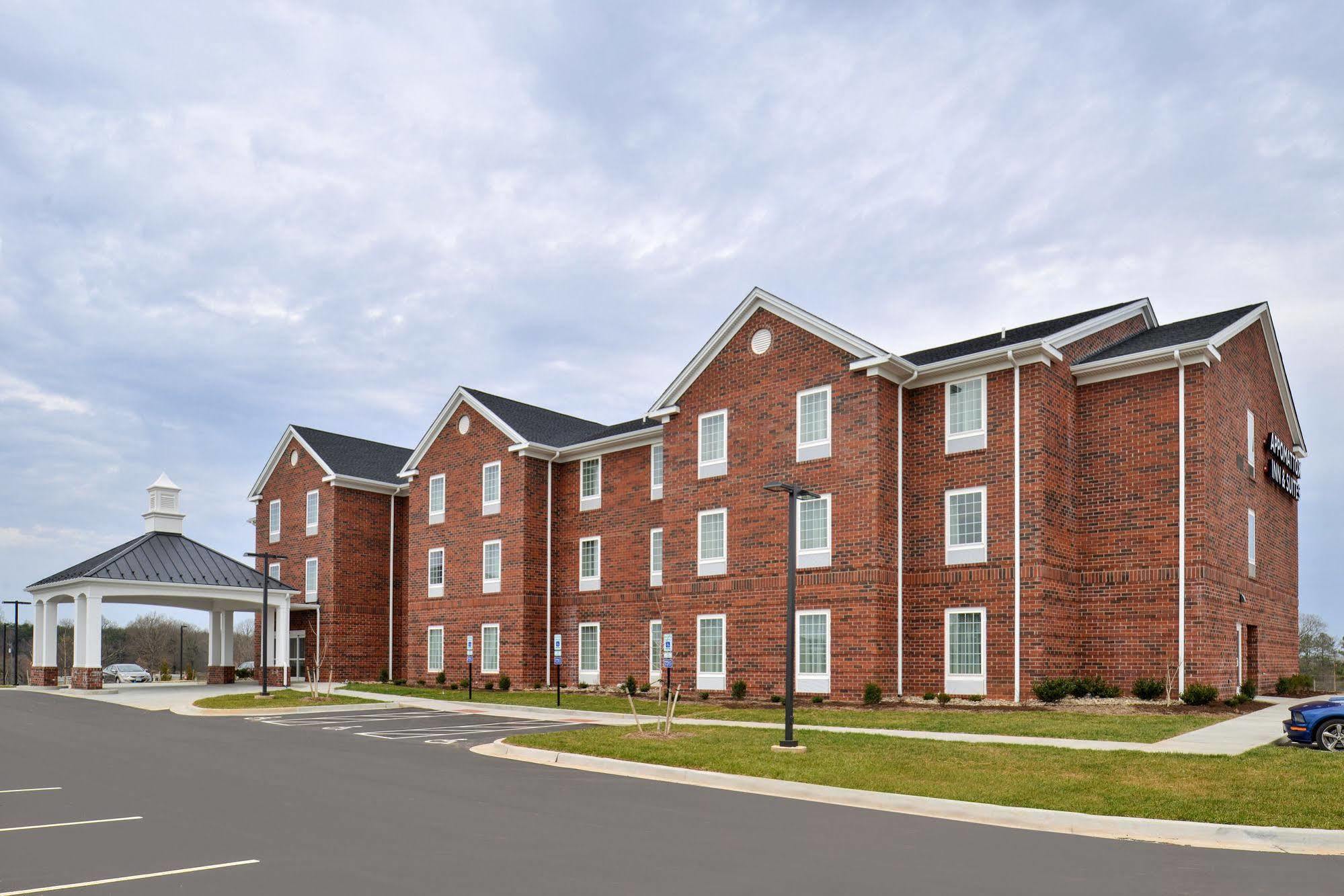 Appomattox Inn And Suites Exteriör bild